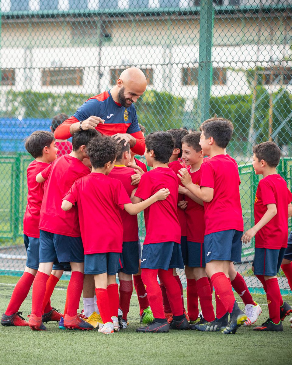 FC_Pyunik's tweet photo. The best at everything π«Ά
#Pyunik #LukaJuricic #PyunikAcademy #thisisJuricicslevel https://t.co/yO3d6WGmkK
