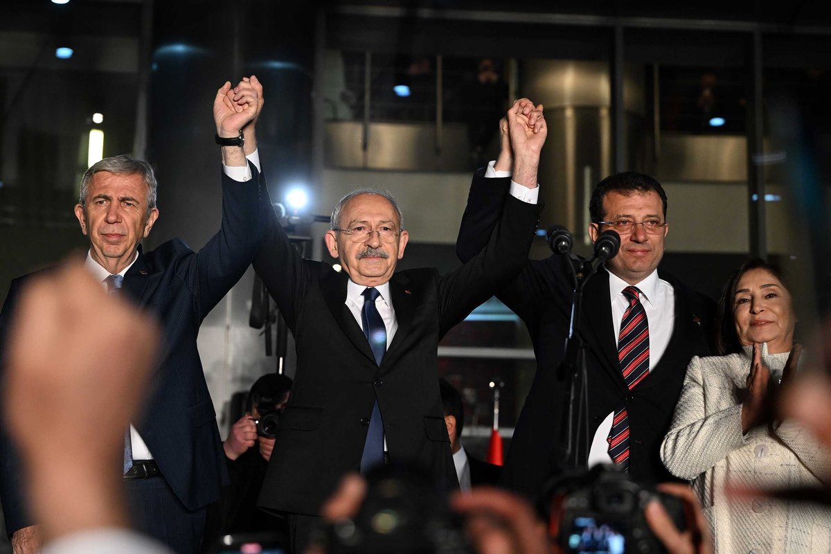 kaderdalg's tweet photo. Kazanacağızzzzz dedeeemmmm geliyorruuuuzzzzz✌🏻

#BenKemalGeliyorum #kemalkilicdaroglu https://t.co/KuqH8Hp3Vg