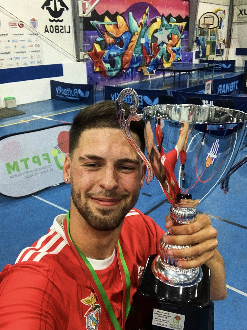 Wahnegalss's tweet photo. Olha mãe eu consegui, sou campeão nacional 🥹❤️ https://t.co/8yaQ9ZDQq8