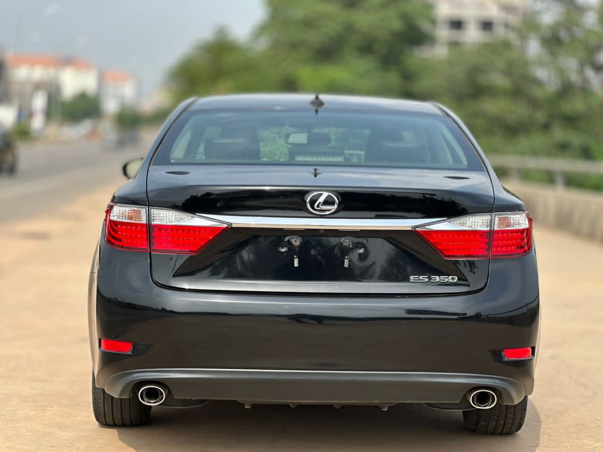 EFDCARS's tweet photo. Toks standard 2014 HONDA Civic with genuine duty N5m. 

+2349054812148 WhatsApp 

@EFD_Autos Abuja 

Nationwide delivery 

Pls Kindly follow our Fb &amp; IG page 👇

Facebook: https://t.co/SV0L5WL9Nl https://t.co/7nMwirkkX5