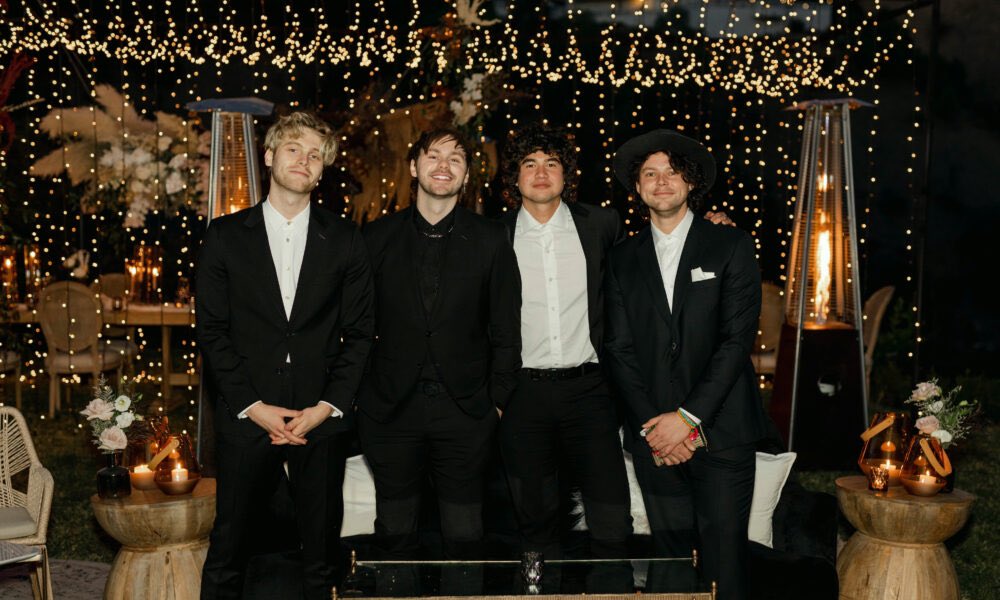 babylonbycth's tweet photo. your best girlfriend just got engaged and you and your date need to prepare✨🧵
build yourself a 5sos wedding date!
quote with your result https://t.co/NiVUPiYApz