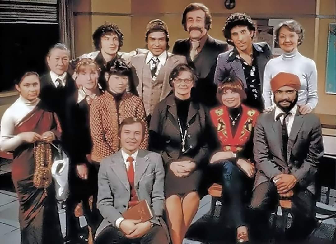 Best series 😌Original Cast

#Mindyourlanguage