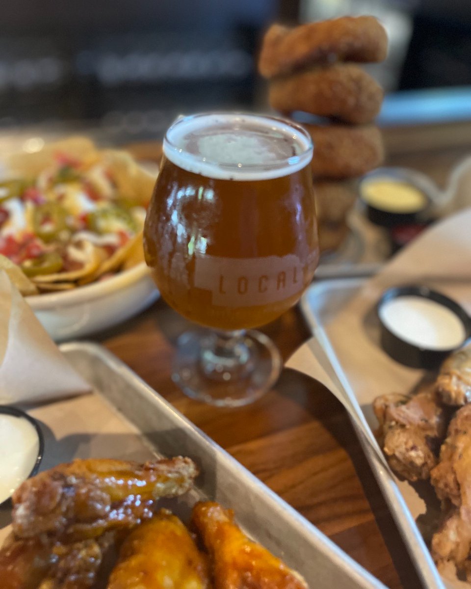 LocalBeerCo's tweet image. On Sunday Funday, we need all the appetizers like the Earth needs the sun! 🌞🍴 Join us at LBPK and indulge in our delicious bites while pretending Monday isn't just around the corner.

#SundayFunday #AppetizerMania #CheersToGoodEats