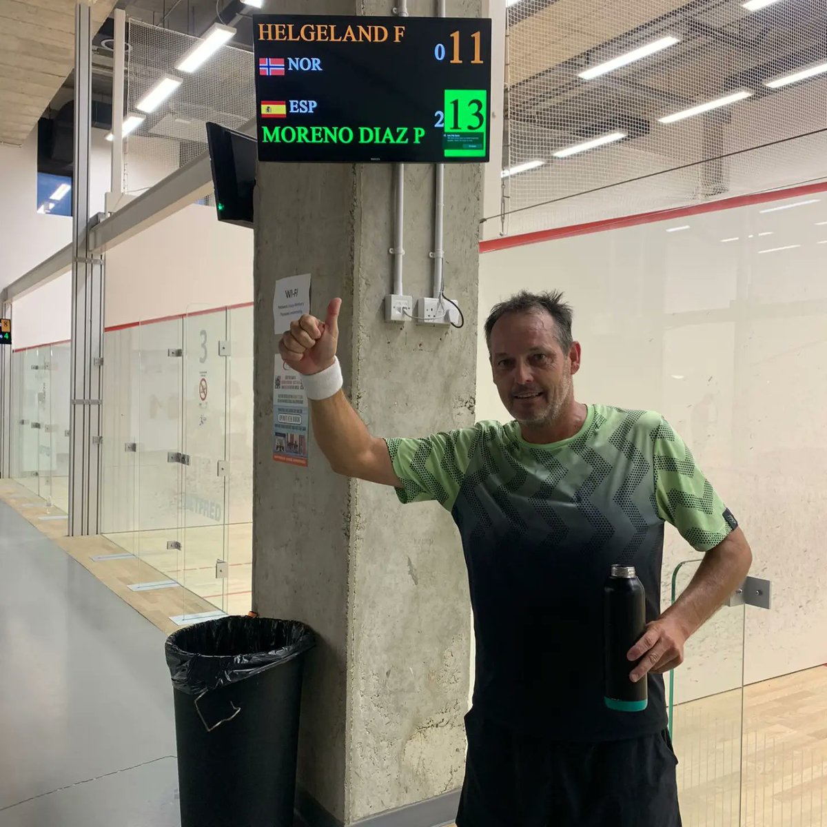 eapadel's tweet photo. Campeón Máster Europeo +50 de squash.
5 partidos duros, muy importante quedar 1°de mi grupo ganando al Noruego N2 del torneo y cogiendo esa calle para jugar el top 8.
Buena y luchada final remontando 1-0 y 2-1 abajo.
Estoy bastante contento con mi juego durante la competición https://t.co/IUgFqzbVTX