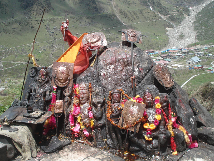 and even then there was a flood. 

Kalbhairava and other Bhairavas are Kshetrapalas or the guardians of the Valley. A powerful tantric Bhairava pooja is performed twice a year during opening and closing of the Kedarnath Temple.
(6/7)