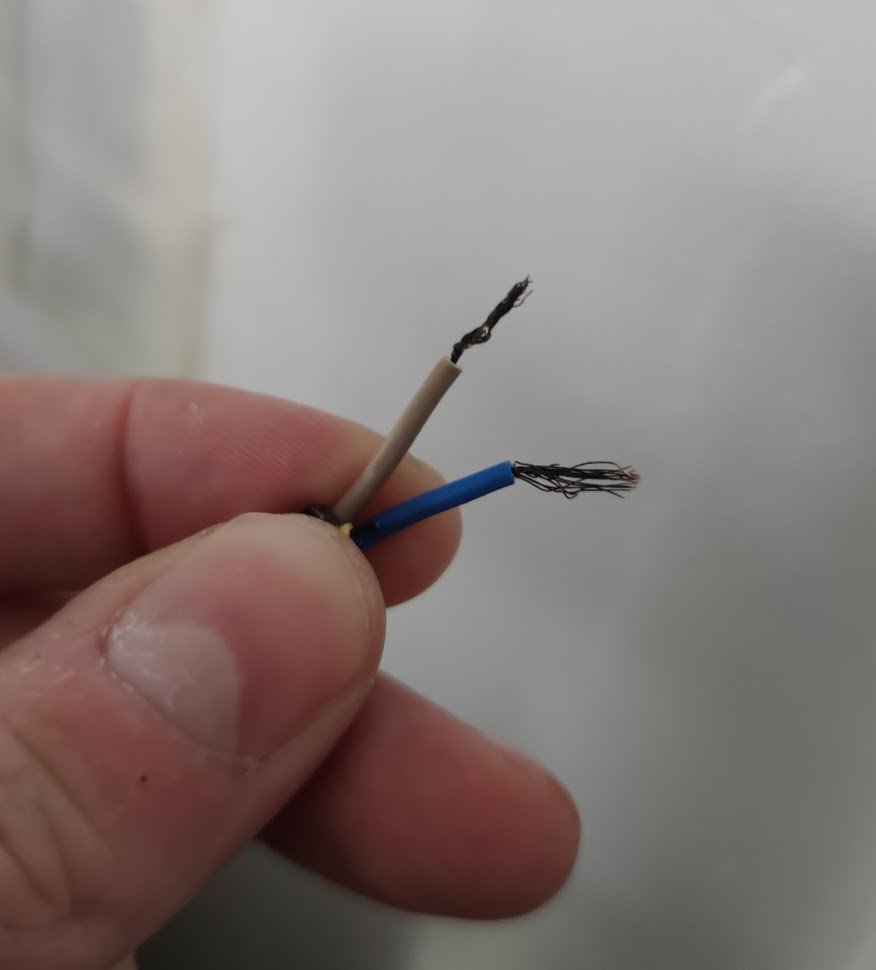 Barbatronic tweet media