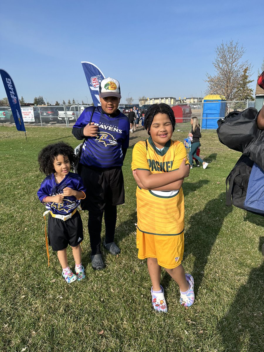 bjizzle56's tweet photo. Fantastic day for flag football on Mothers Day… All 3 are playing!!! #ryffl #MothersDay #Packers #Ravens @RYFFL https://t.co/DdK95qcgu9