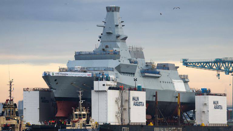 ArthurM40330824's tweet image. Unidentified people #sabotaged the #British warship HMS Glasgow

The contractor recorded about 60 cut cables on the ship, according to the Telegraph newspaper.