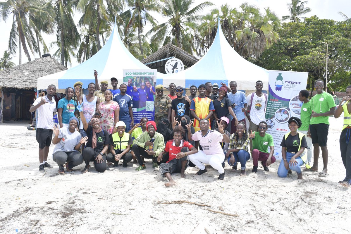donbashrah's tweet photo. Beach cleanup exercis at Nyali Beach on 13th May and I volunteered representing the esports gaming community of Mombasa and Bandar Esports. Thanks to our sponsors @swahilipothub, @ERedemptors @Kwskenya #StopPlasticPollution #PreserveMarineLife #GamersForChange #DonBashrah https://t.co/VxkaN0r3S7