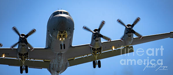 ThornhillImages's tweet photo. New artwork for sale! - "CP-140 Aurora Landing Approach" - https://t.co/WsTy1GPybc @fineartamerica https://t.co/bZ6lXX1Uti