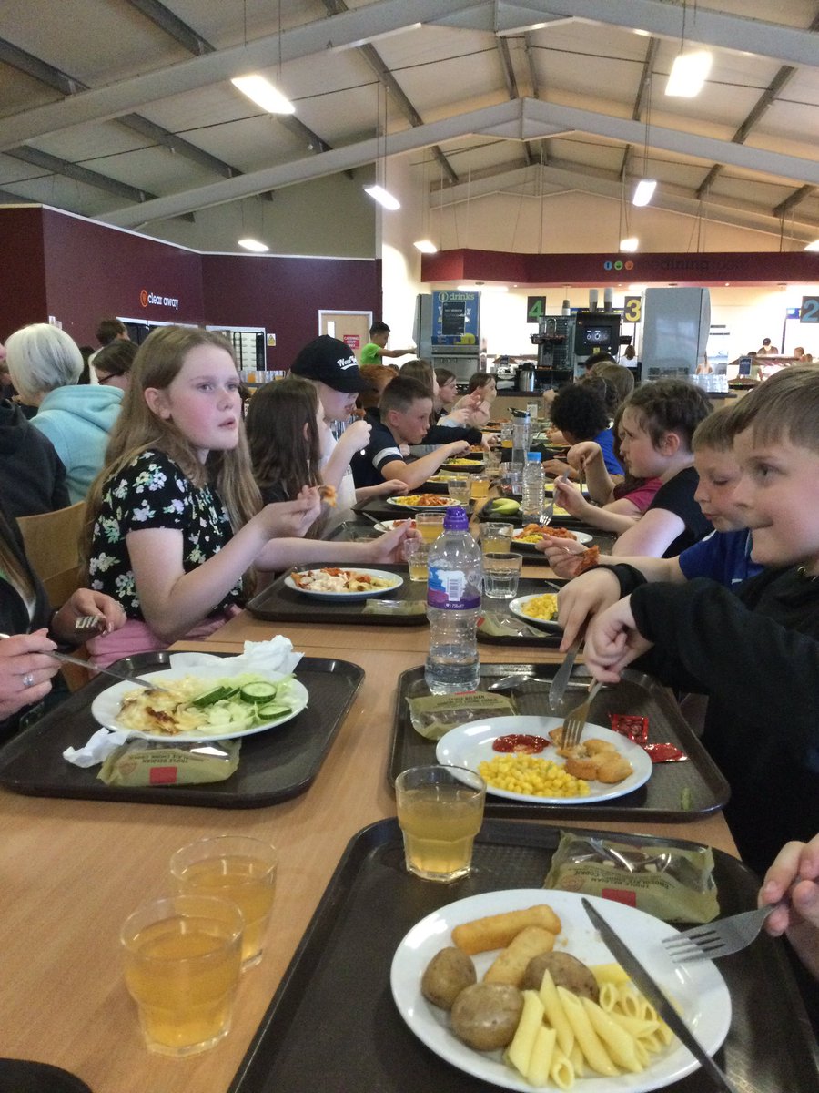 Delicious dinner <a href="/PGLTravel/">PGL Schools & Groups</a> #teamainthorpe #ainthorpeontour