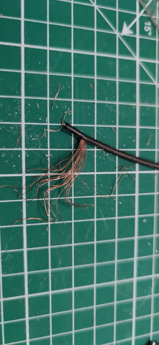 Barbatronic tweet media