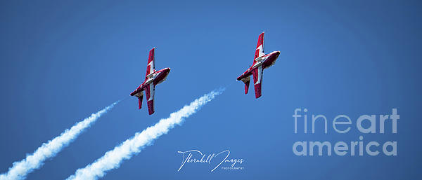 ThornhillImages's tweet photo. New artwork for sale! - "Banking Snowbirds" - https://t.co/SOX5Zufqgy @fineartamerica https://t.co/iy3pxHbSqo