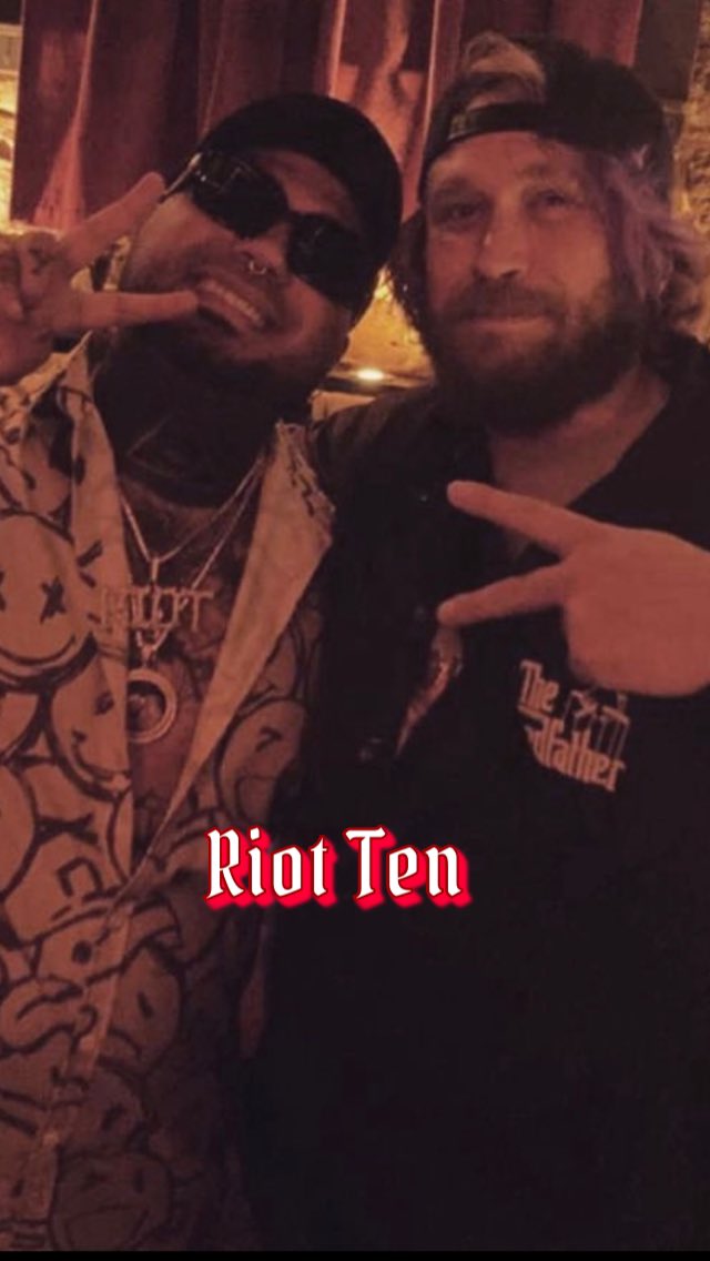 BeezyBee91's tweet photo. This last week was insane https://t.co/XXfl9xllxf