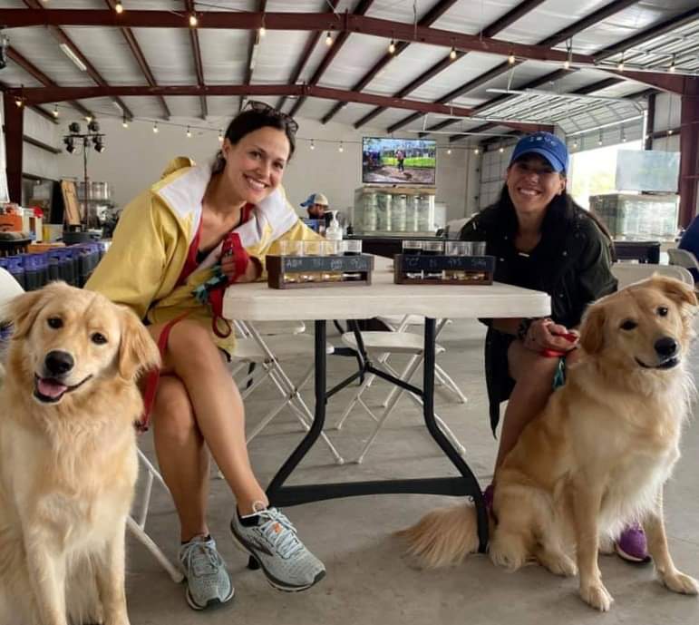 It's Pups &amp; Pints Sunday, so come drink beer with your dog &amp; your 2nd pint is on the house! A portion of our sales helps the Northshore Humane Society. 🐾 BYO food. 🍻
#pupsandpints #sundayfunday #craftbeer #drinklocal #lanorthshore #louisianabrewery #humanesociety #adoptdontshop