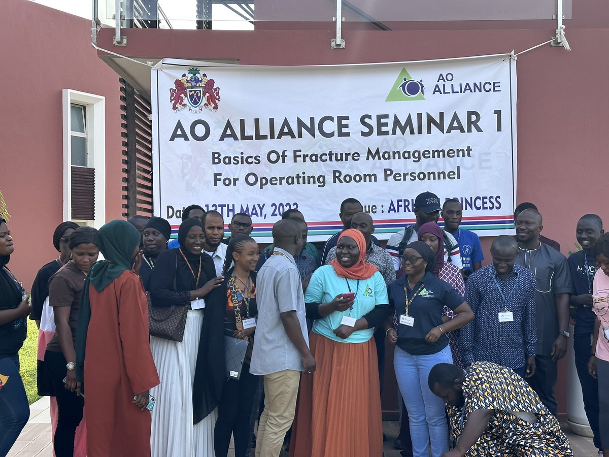 DrKebsun's tweet photo. Yesterday we held a seminar for theatre nurses dealing with fractures. Pleased to see @BintouTrawally1 &amp; @DijahJarju taking over the running of this course &amp; doing it well. Our dynamic team keeps on going to new heights &amp; I love seeing their growth #TransformationalLeadership https://t.co/383NHlyBzZ