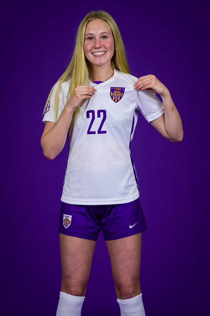 AvaAmsden's tweet photo. I am so excited to announce that my new home will be at LSU! I want to thank my family, coaches, &amp; teammates for helping me through this process and especially God who has led me to this place. GEAUX TIGERS! 💜💛@LSUCoachSian @LSUSoccer @TiffHansenLSU @LSUSebFurness @Tom_Poole4 https://t.co/jid2pEH4oo