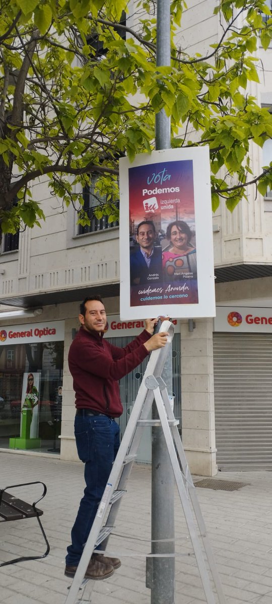 IU_Aranda's tweet photo. El valor de la militancia. Nuestro orgullo. El valor del trabajo en equipo

Hay que poner banderolas, pues las ponemos, no mandamos ponerlas

#ArandadeDuero
#CuidarDeLoCercano
#LoBuenoPorConocer
#28M https://t.co/8msZf3cMrG