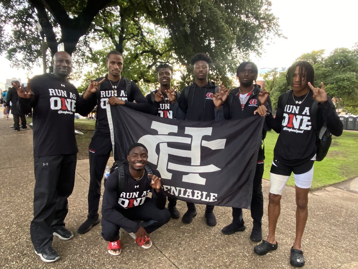 CHLonghorns's tweet photo. So proud of our Longhorns - thanks for a great season! #TTHL #LonghornSpeed @LonghornSpeed @RecruitTheHill1 @TheHillTTHLFB https://t.co/EGCoQxjLiO