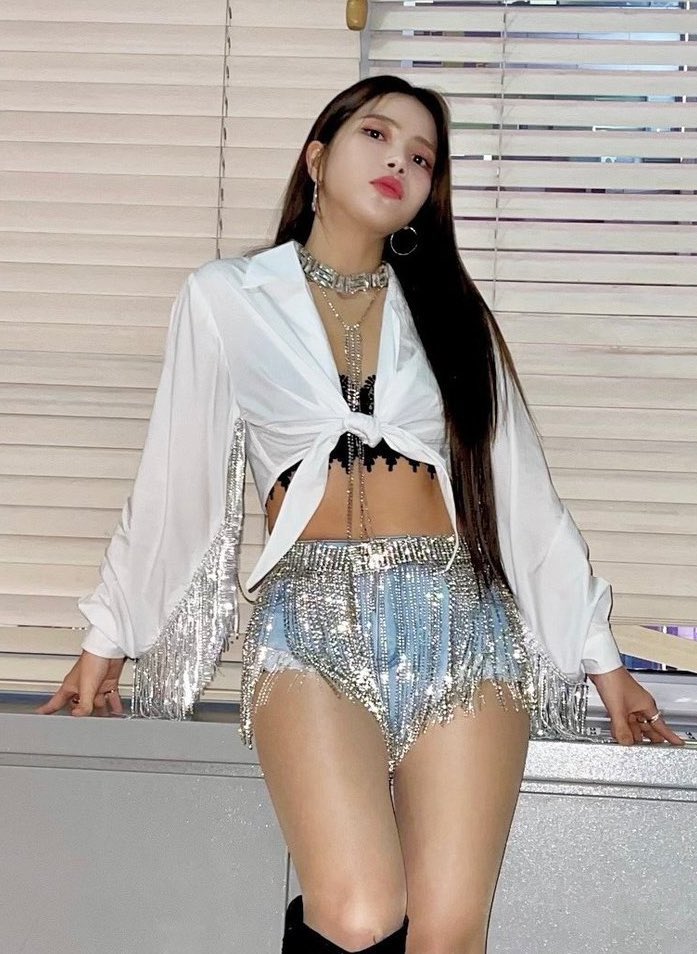 honeyyongsun's tweet image. happy mother’s day 🫶🏼