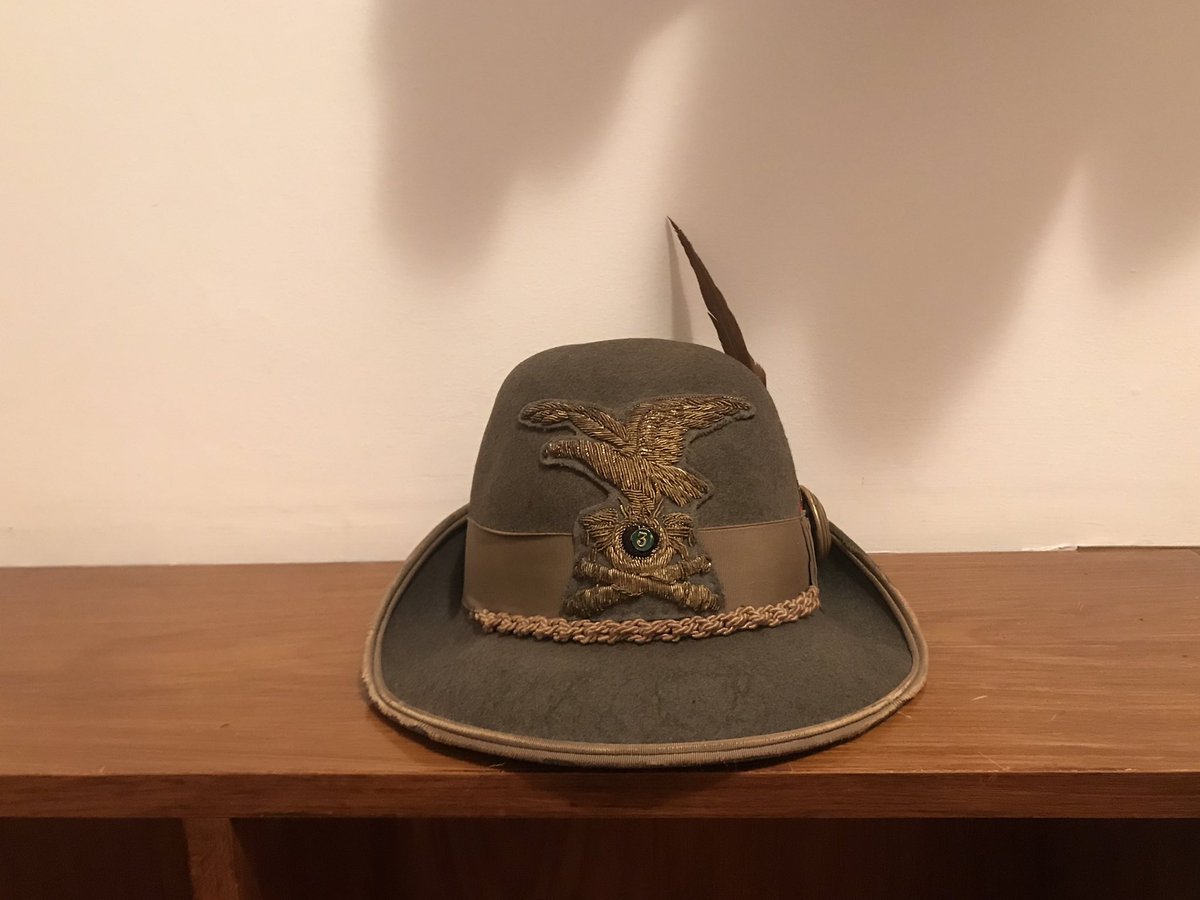 È sempre lì, da 65 anni. Alpini si rimane per tutta la vita.