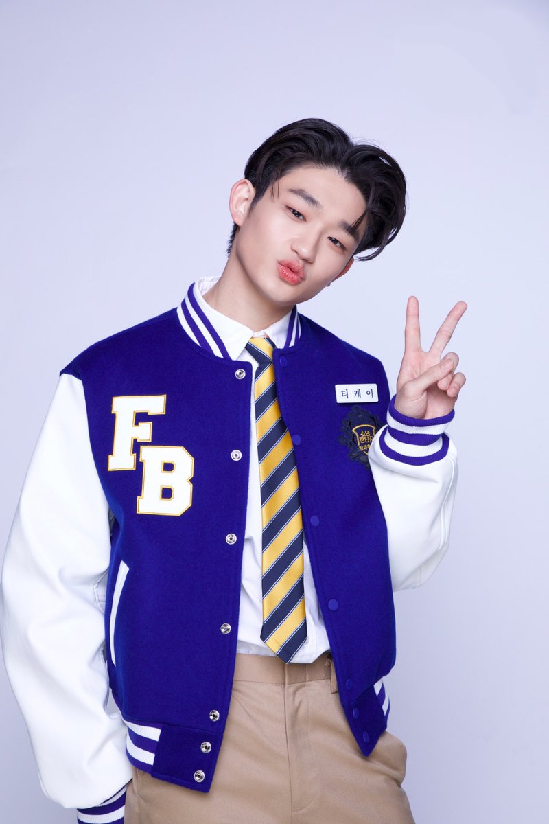 forteekae's tweet photo. tk is so cute 😭 why didnt they release this one too... https://t.co/dMNza7pRZZ