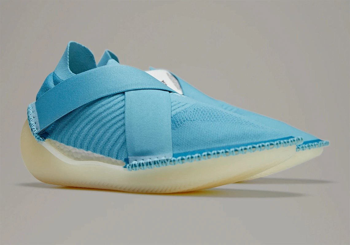 SolelyRich's tweet photo. adidas Y-3 ITOGO (アディダス Y-3 イトゴ)
‘Blue’

Yohji Yamamoto and adidas collab on the Y-3 ITOGO "Blue".  

Available here: https://t.co/wegkDVmVsF

#adidas #Y3 #YohjiYamamoto #3StripeLife #3Stripe #ITOGO #PRIMEKNIT #Blue #Japanese #Japan #Fashion #Designer #JPN #SolelyRich https://t.co/G9fMHMv4FG