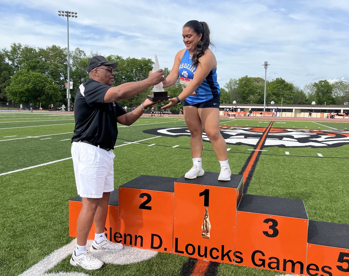 HaggertyNancy's tweet photo. She chose the Loucks Games over prom, then won both the shot put and discus and (w/meet director Fred Singleton presenting trophy) the most outstanding girl field athlete award. A day before Mother’s Day, Prizila Negrete celebrated w/her mom, Wendy Suazo ⁦@TUSAthletics⁩ https://t.co/vsnruX5zDv