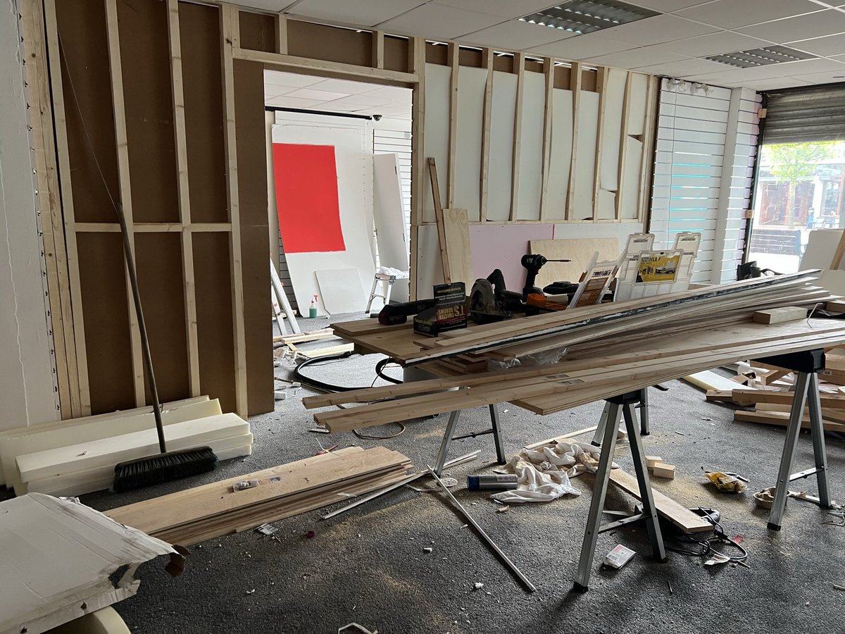 valleyupholst's tweet image. Still plenty to do inside as well. The central wall is up now though. #stalybridge #newshop #shoprefit