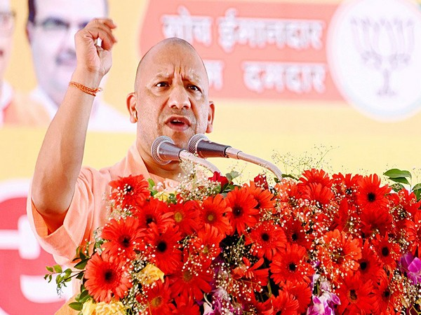 ani_digital's tweet photo. BJP breaks own record in UP local body polls, mayors elected in all 17 municipal corporations

Read @ANI Story | https://t.co/k0nvxd6BId

#BJP #UttarPradesh #localbodypolls #mayors #municipalcorporations https://t.co/s2B9fOMvB8