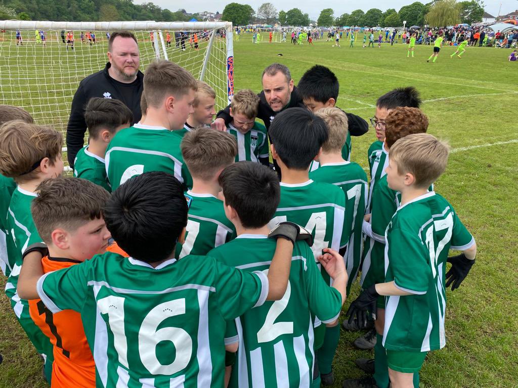 AlmondsburyUtd's tweet photo. 🟢⚪️ U12 Whites at the Port of Bristol  tournament today #UTA #UpTheAlmonds #grassrootsfootball https://t.co/zc70grx82K