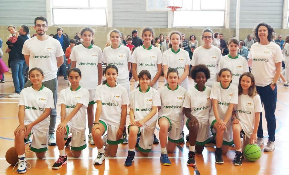 dobhuesca's tweet image. Delegación Huesca Selecciones Alevín. Gran experiencia ante rivales de nivel en Torneo @CiaMariaBasket  con las nuevas camisetas de calentamiento de #domestica Próxima cita, el sábado 27, ante La Rioja y Navarra. Galería Fotos fabasket.com/baloncesto-en-… a través de @fabasketaragon