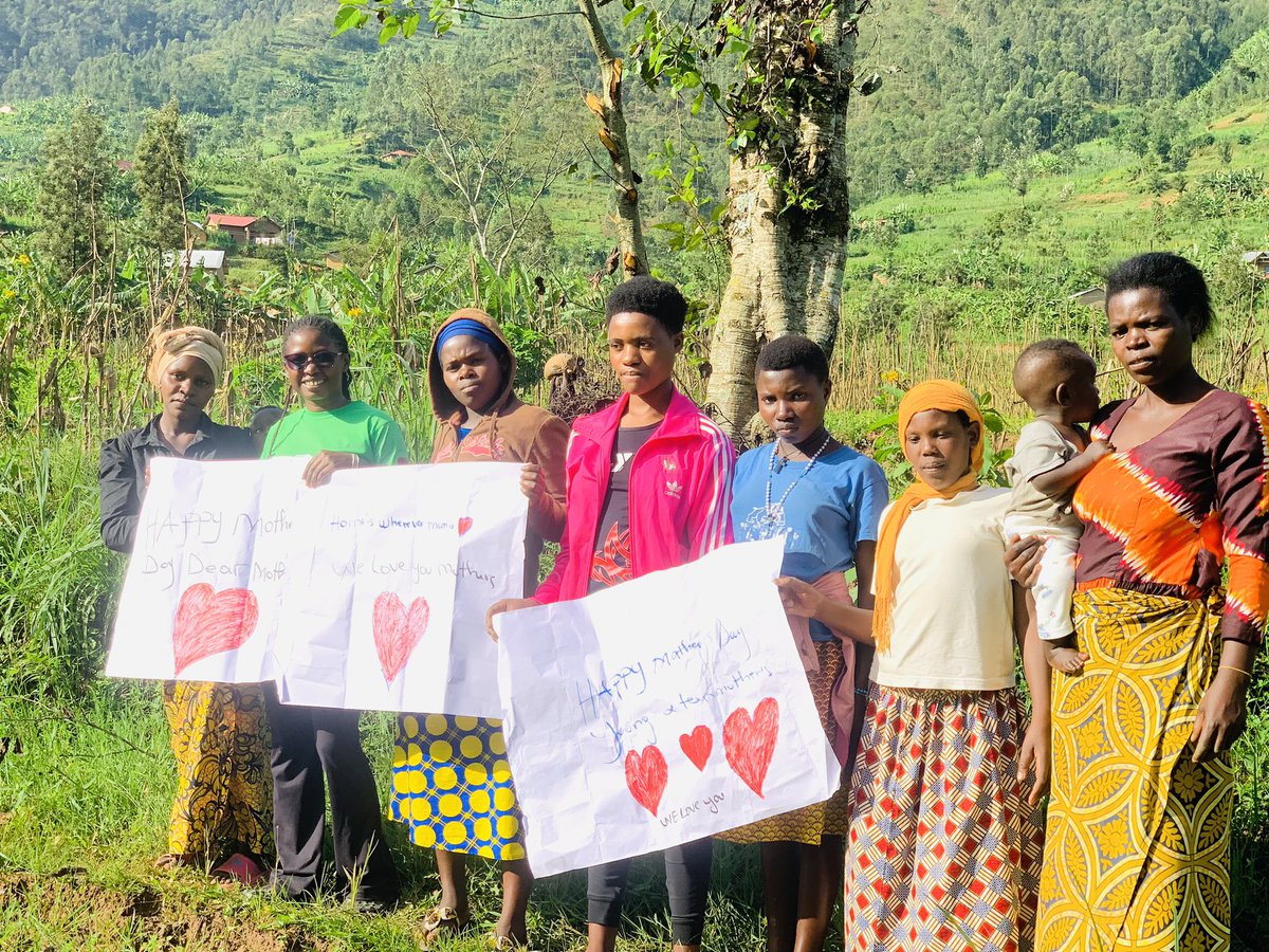 It makes sense that you are such good mothers Now. Because you always mothered and took care of the kids and you are young as well.
#HappyMothersDay all teen mothers 
#TeenMothers 
@CorpsAfricaRda @CorpsAfrica @WeGotYourBackRw @YALIRLCEA