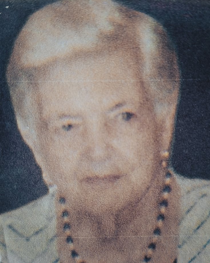 Hoy exalto a quienes son el eje fundamental del hogar, las madres, una de ellas, mi señora madre Carmen Gómez de Gómez, que como a todos los hijos del mundo, extraño cada día y la recuerdo con gran cariño. #FelizDiaDeLasMadres