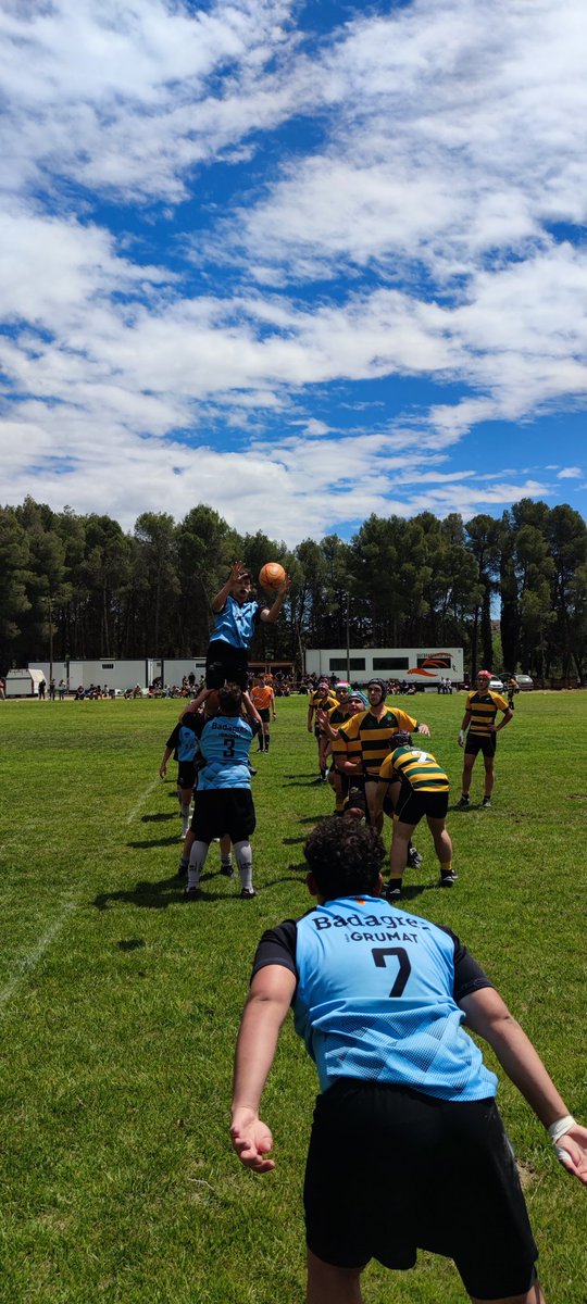 Victòria 12-39 davant @InefLleidaRugby @fenixrugby Bon partit taurons 🦈. A semifinals davant @quebrantarugby el proper cap de setmana 🔝 Som-hi noies i nois @AjBadalona @Altresesportsb1 @bdncom @DiarideBadalona @DrivimGrup @EsportFemBDN @Esports_bdncom @EsportsDiba @rugby_cat