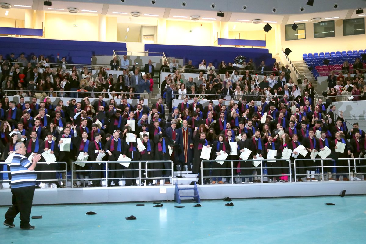 Tην Παρασκευή 5 Μαΐου 2023 στο Θεμιστόκλειο Συγκρότημα του Πανεπιστημίου Πειραιώς στη Νίκαια πραγματοποιήθηκε η ορκωμοσία των αποφοίτων μας, που είχαν ανακηρυχθεί μέχρι και την εξεταστική περίοδο Σεπτεμβρίου 2022.
Ολόθερμα συγχαρητήρια και καλή σταδιοδρομία!👋👋👋