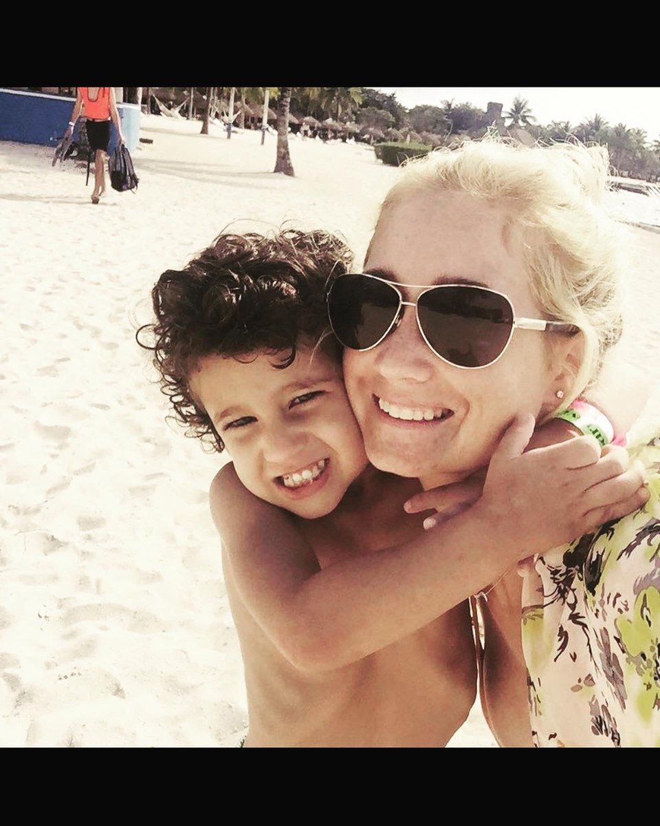 jamescasey85's tweet photo. Happy Mother’s Day @Kylie1212. Our boys will grow up to be great men because of you. We love you! https://t.co/91oGztnELk