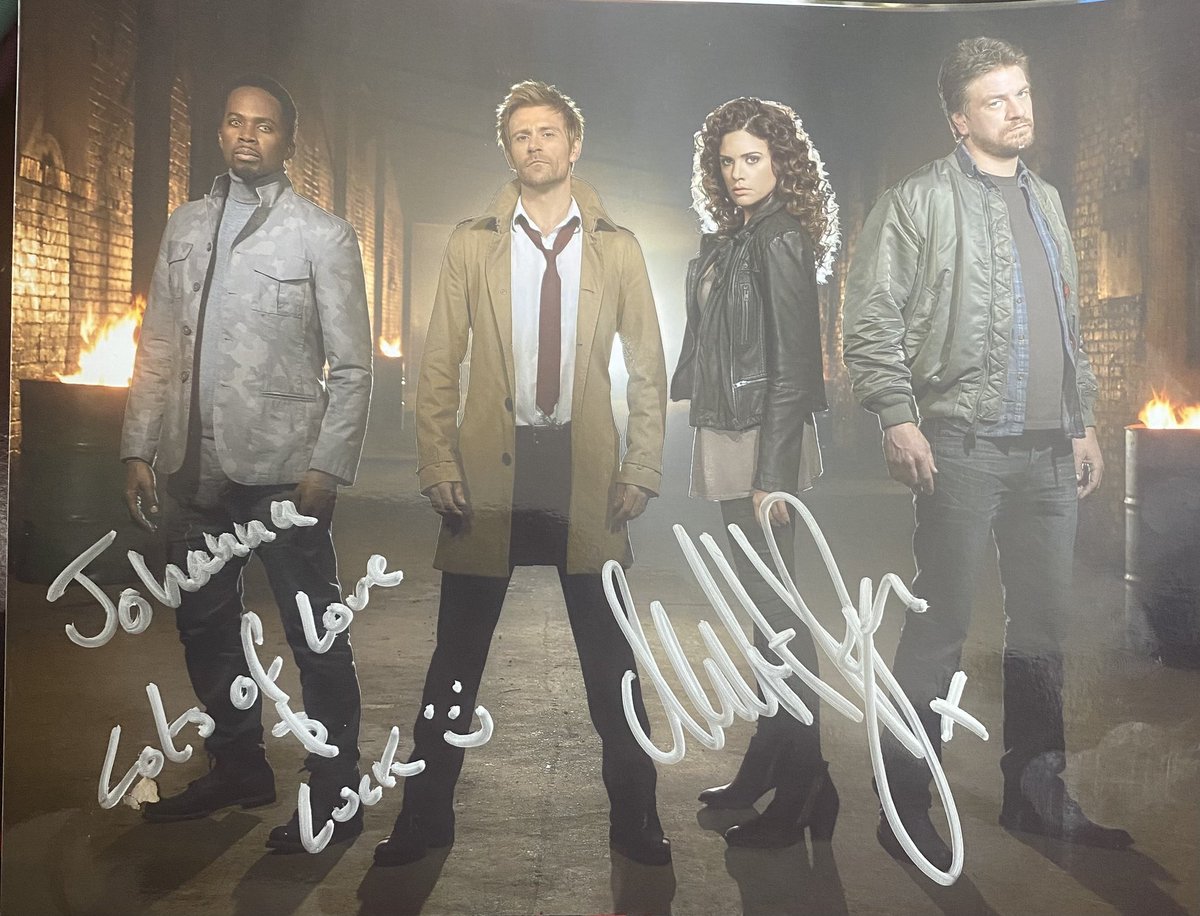 My #walescomiccon2023 haul :3 love the auto from @mattryanreal and @tseky 😂 auto from @jarpad - who made a dad joke and was lovely ^^ Matt was lovely enough to do an auto for my daughter too :3