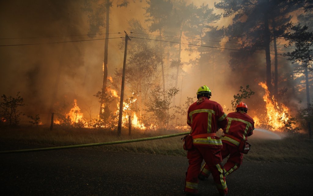 20 000 ha de forêts déjà brûlés depuis le 1er janvier 2023 !

Semaine décisive à l’<a href="/AssembleeNat/">Assemblée nationale</a>.

La proposition de loi Incendie sera étudiée où les <a href="/PompiersFR/">Pompiers de France</a> attendent des députés qu'ils les arment pour prévenir et lutter contre les incendies liés au réchauffement climatique