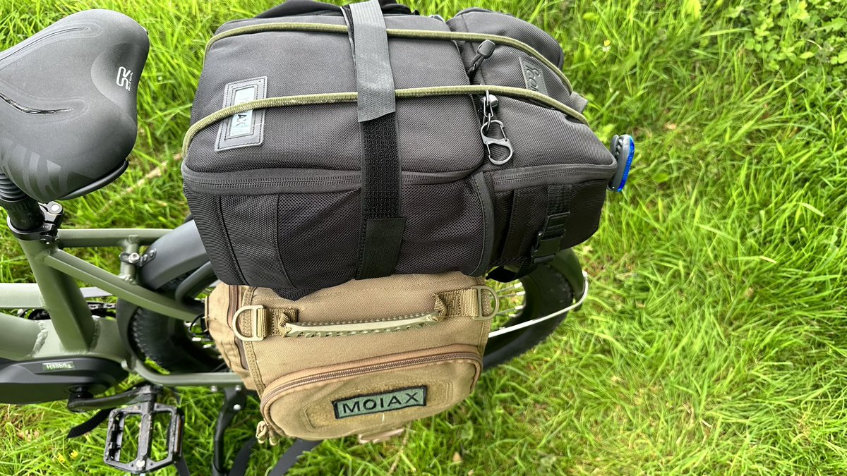 This works quite well, #IC705 in the @icom_uk backpack, and @m1eccantennas #slidewinder coil, ground spike and whip in the bag on the side. I will probably look for a decent pannier set so I can also carry camping gear but this will do for now.