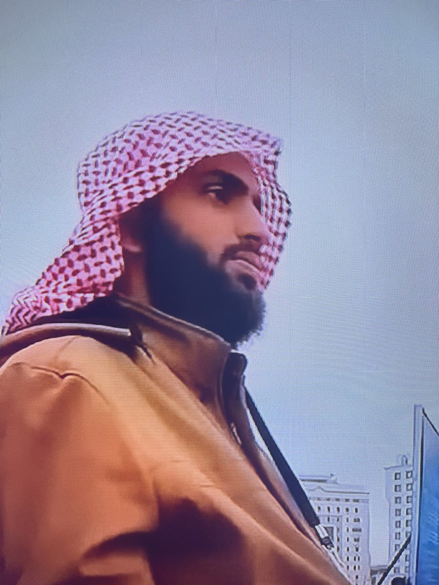 badrsfouk's tweet photo. .
.

سلموا لي على شيخ البقيع 
فيه عطر الصحابه والسلف 
.
. https://t.co/TgODPqOeWX