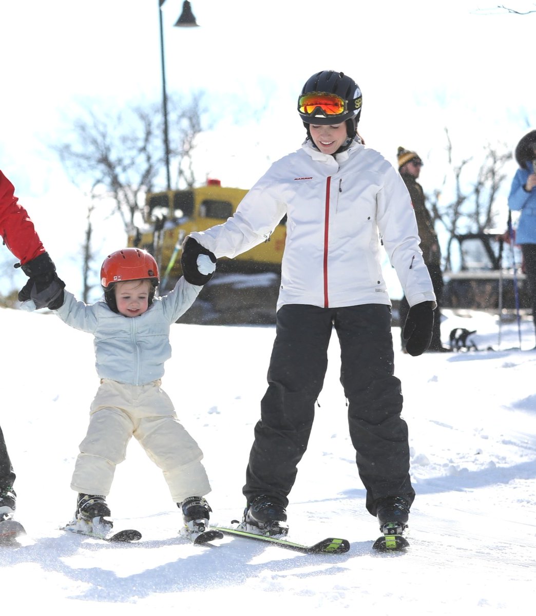 Laurel Mountain Ski tweet media