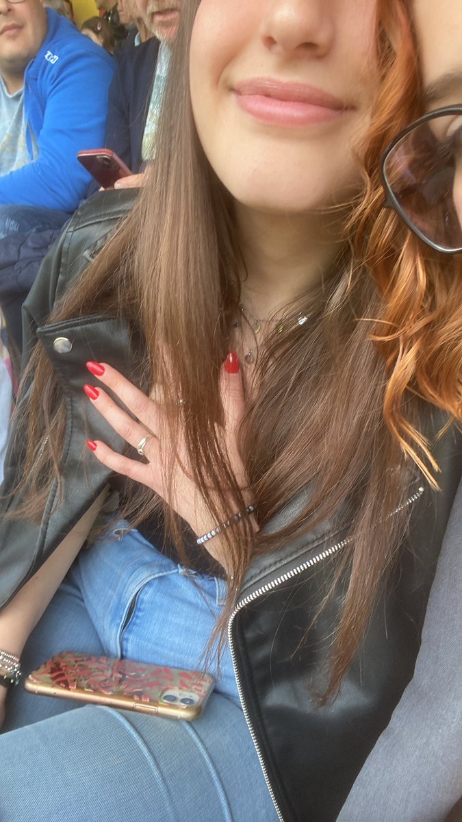 ama, non ami😾 tweet media