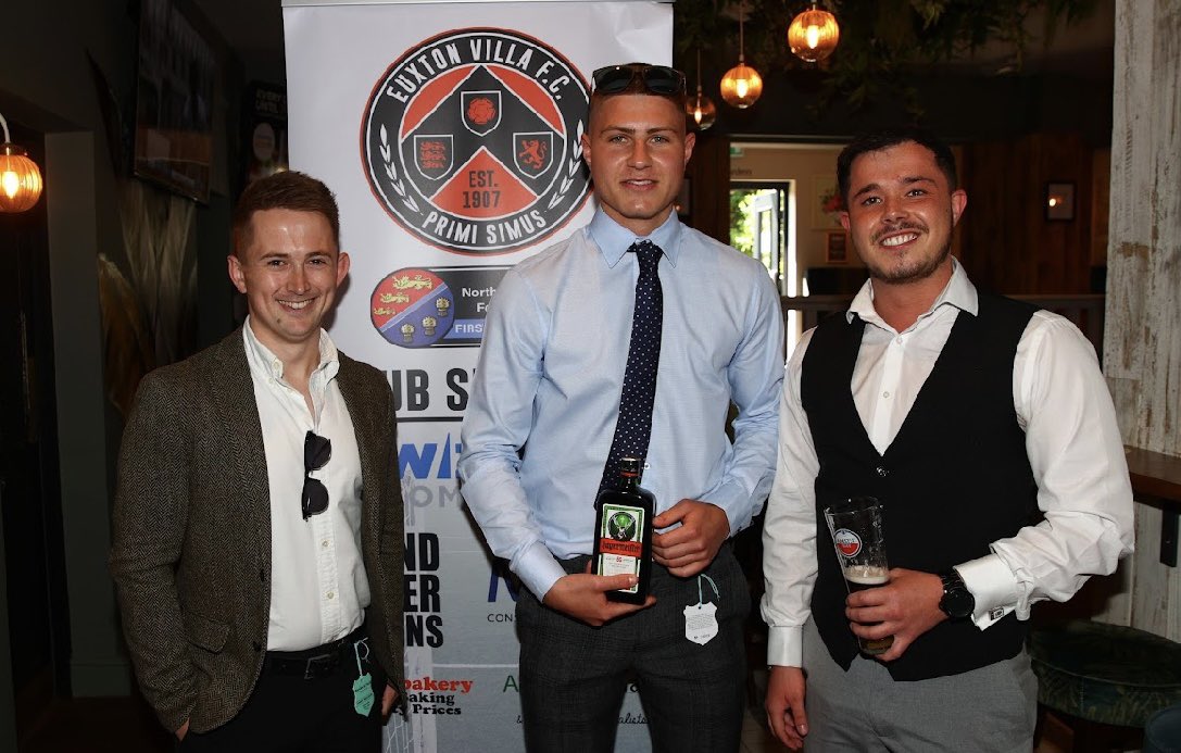 SOME DAY ☀️ 

Yesterday our 1st team celebrated with a trip to the races and end of season awards. 

Winners:

Players Player- <a href="/11jjb11/">joshua briggs</a>
Managers Player- <a href="/AlexColquhoun18/">Alex Colquhoun</a>
Goal of the Season- <a href="/Patbibby/">Pat Bibby</a> l
Away Teams Player- <a href="/Patbibby/">Pat Bibby</a>
Newcomer- <a href="/DanSingo98/">Dan Singleton</a>
Fans Player- <a href="/mattwestwelll/">matt westwell</a>