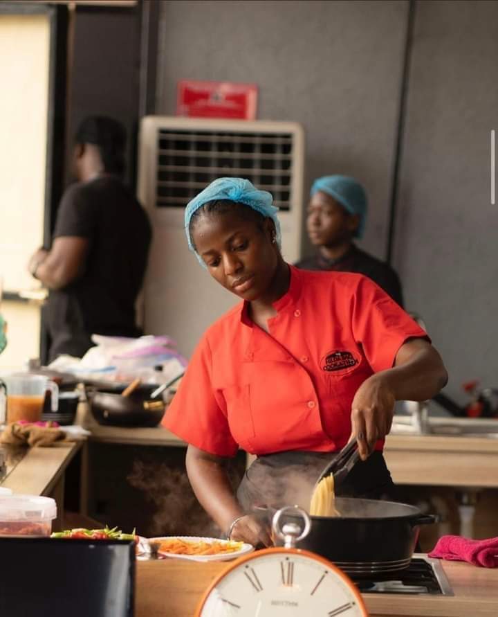 YWIPFplateau's tweet photo. ROOTING FOR HILDA.
It's 71hours and still counting and our very own Hilda Baci  is  resiliently making History. It is not an easy exploit but,
We believe in your strength, determination and passion for the world record you are about breaking. https://t.co/UtFRVRwh6i