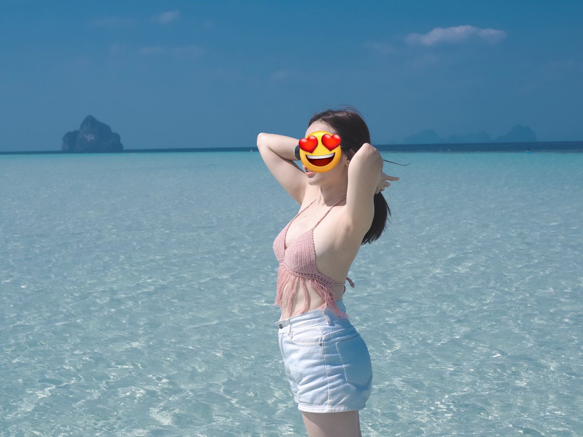 🔥🔥ร้อนพอจะสู้แดดได้มั้ยนะ 😜 🔥🔥

คู่เราเน้นสังสรรค์ท่องเที่ยว ตามสถานที่สวยๆ ถ้าแนวเดียวกันทักมาคุยกันได้น๊า 😘 #คู่ไม่แลก #คู่แท้ #คู่ดูดี #สวิงกิ้ง #คู่กทม #คู่วัยรุ่น #สวิงกทม