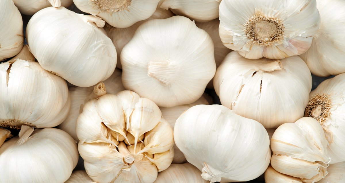 Garlic contains a sulfur compound called allicin that helps your blood vessels relax. Studies show that in people who eat a diet rich in garlic, blood flows more efficiently. wb.md/3NOIUov