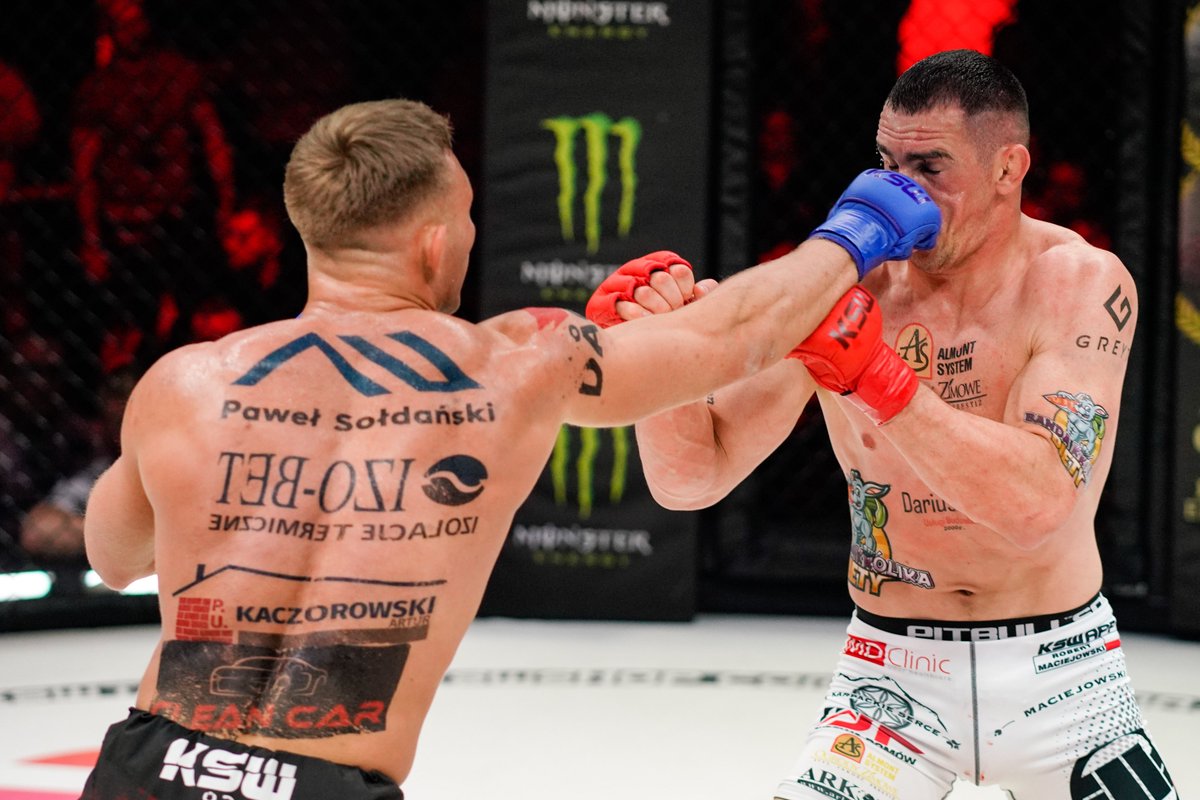 KSW_MMA's tweet photo. An impressive KSW debut! #KSW82
🇵🇱 Wiktor Zalewski moved to 5-0 last night! Welterweight has a new prospect! 👏 https://t.co/92dpaVBLal