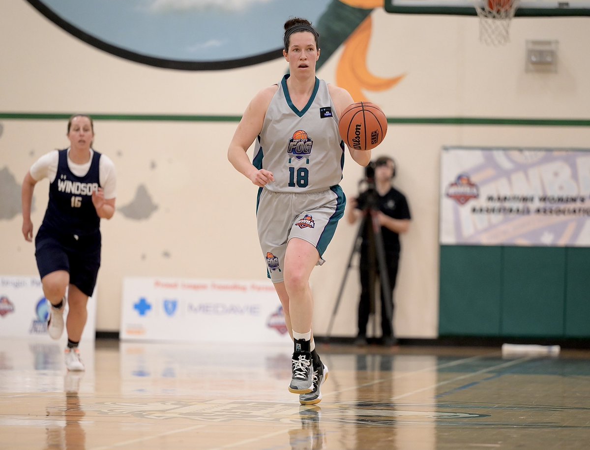 the_mwba's tweet photo. We have a tilt on our hands through 20 minutes with Port City Fog leading Windsor Edge, 39-36. (DWinstonPhotos) https://t.co/rtkfyhegpO