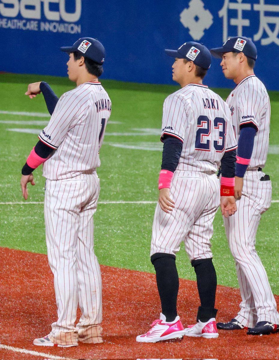 potechi_dd's tweet photo. 先頭でナポレオンポーズして待つ哲人さんが可愛すぎた🥰
2023.5.14  #山田哲人 https://t.co/4LqwZtxbO1